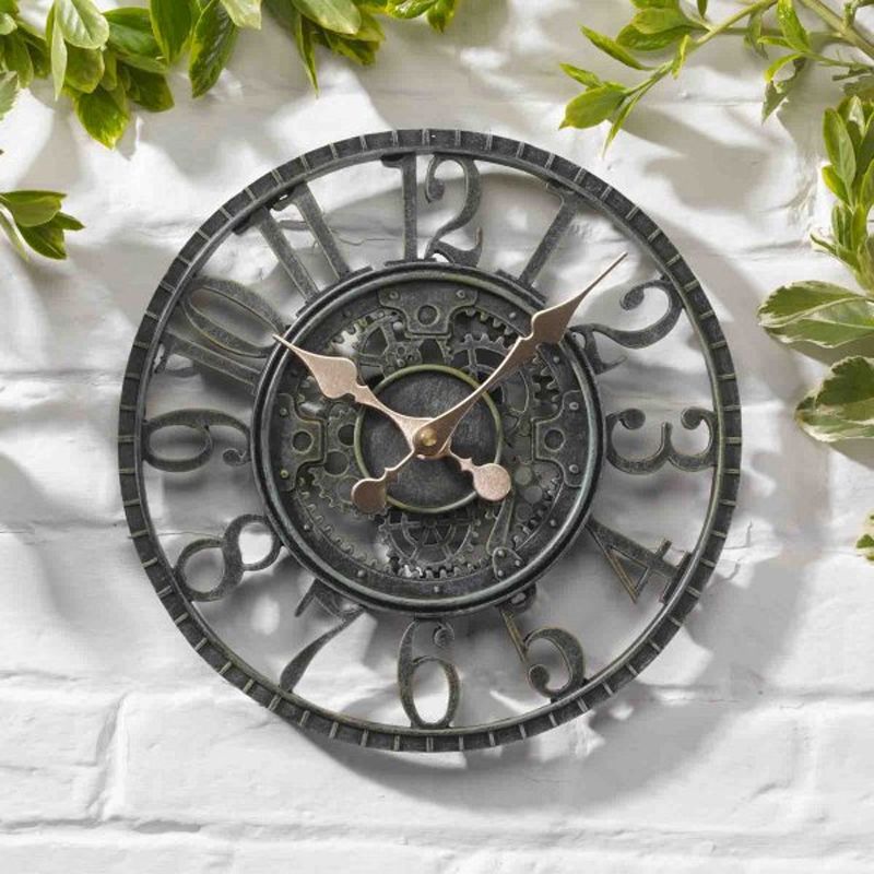 Garden Clocks & Wall Art